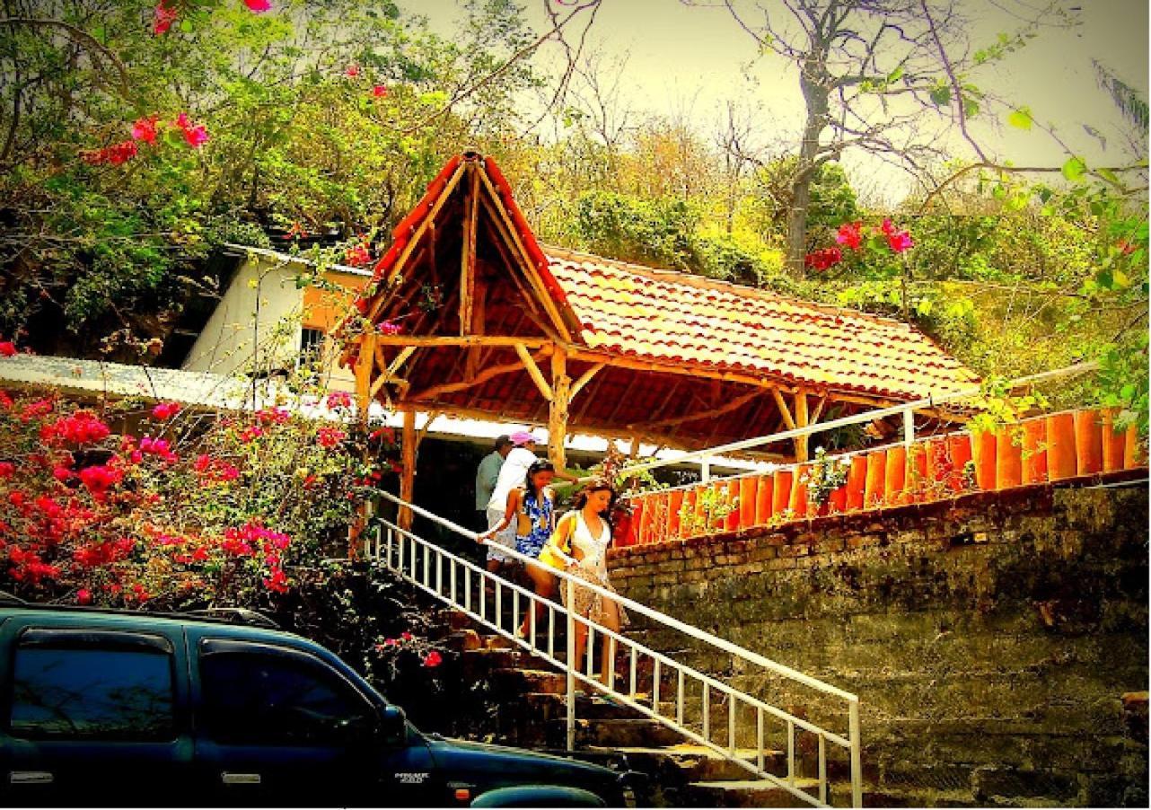 Hostel Tadeo San Juan Del Sur Kültér fotó