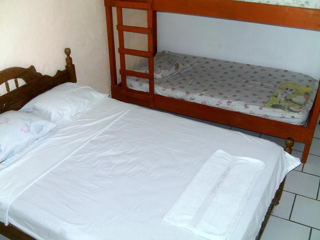 Hostel Tadeo San Juan Del Sur Szoba fotó